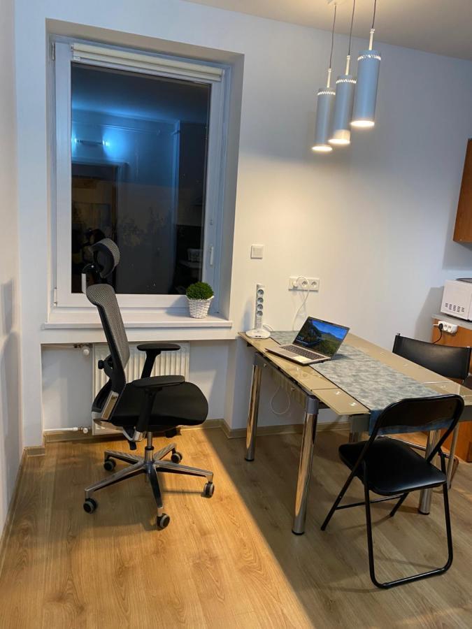 Apartament Czytelnia - Parking Gratis พอซนาน ภายนอก รูปภาพ